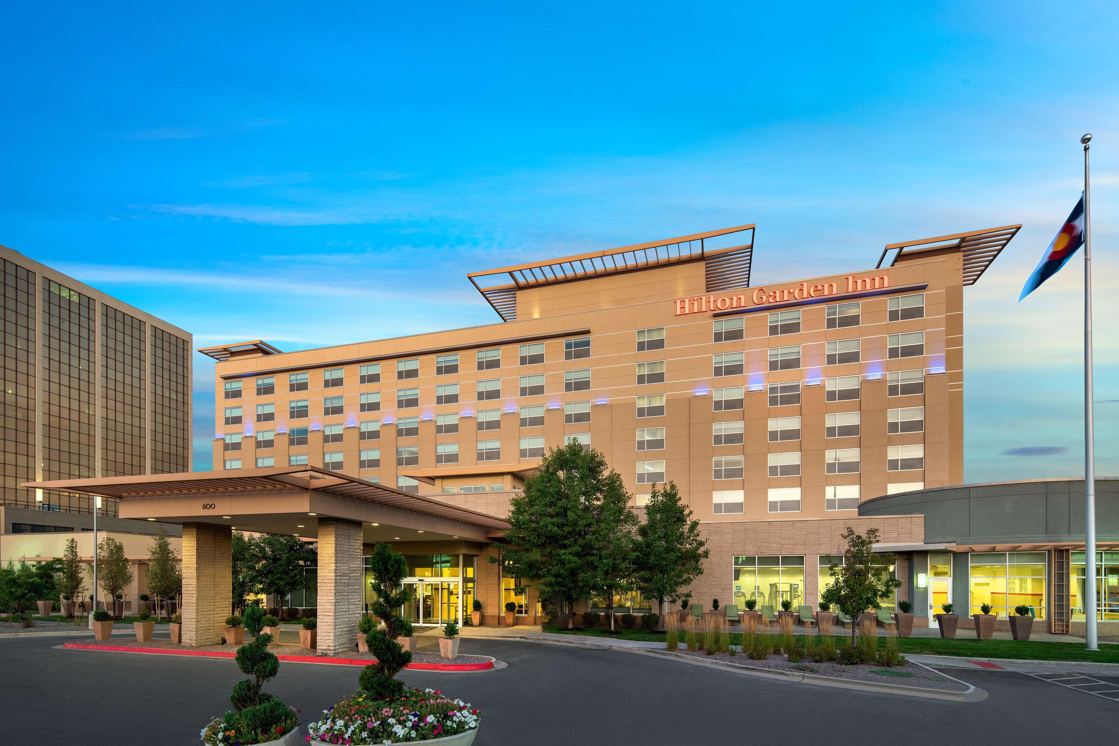 Hilton Garden Inn Denver/Cherry Creek Exterior photo