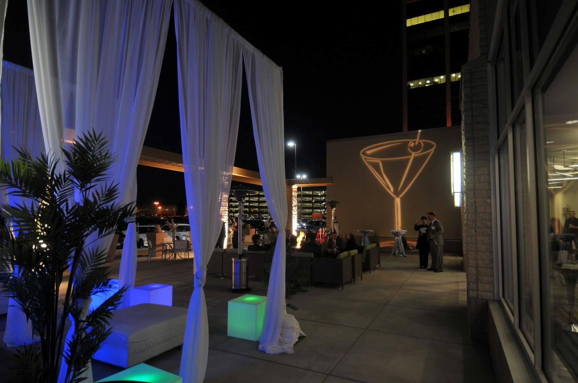 Hilton Garden Inn Denver/Cherry Creek Exterior photo